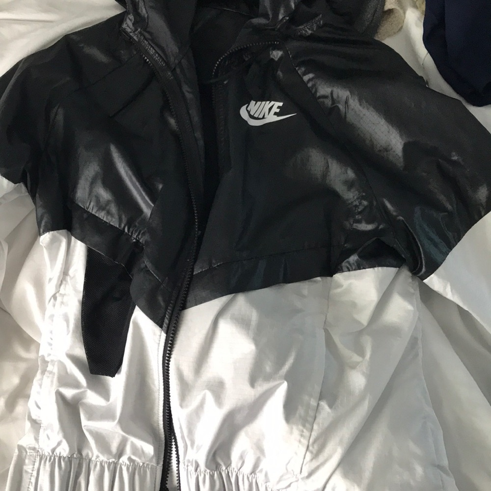 Nike windbreaker